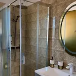 Appartamento Luxury Penthouse, Sea Views, 50m From The Beach!